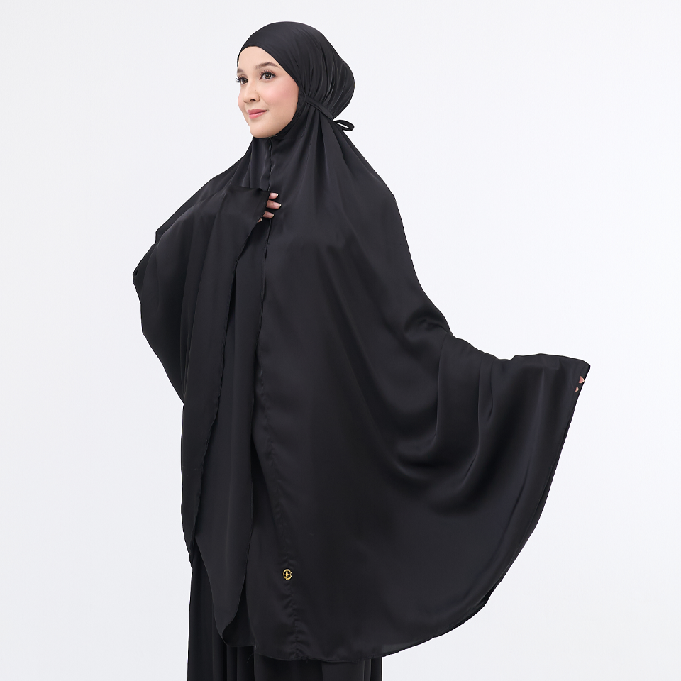 silk black5 MUKENA SILK BLACK - Image 1